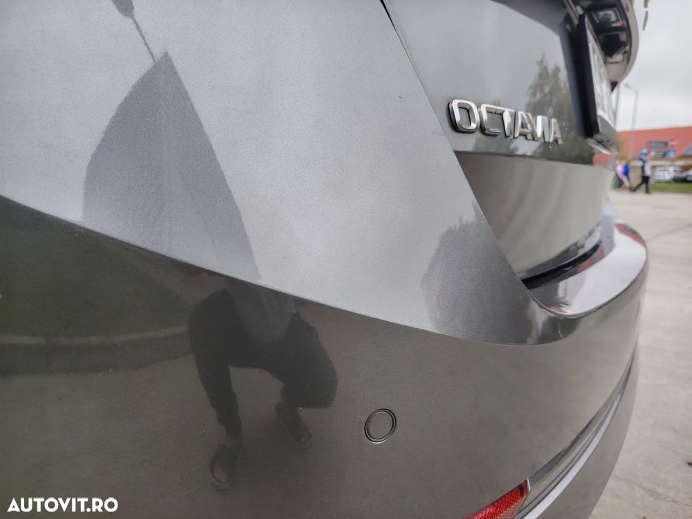 Skoda Octavia 2.0 TDI DSG Edition - 40