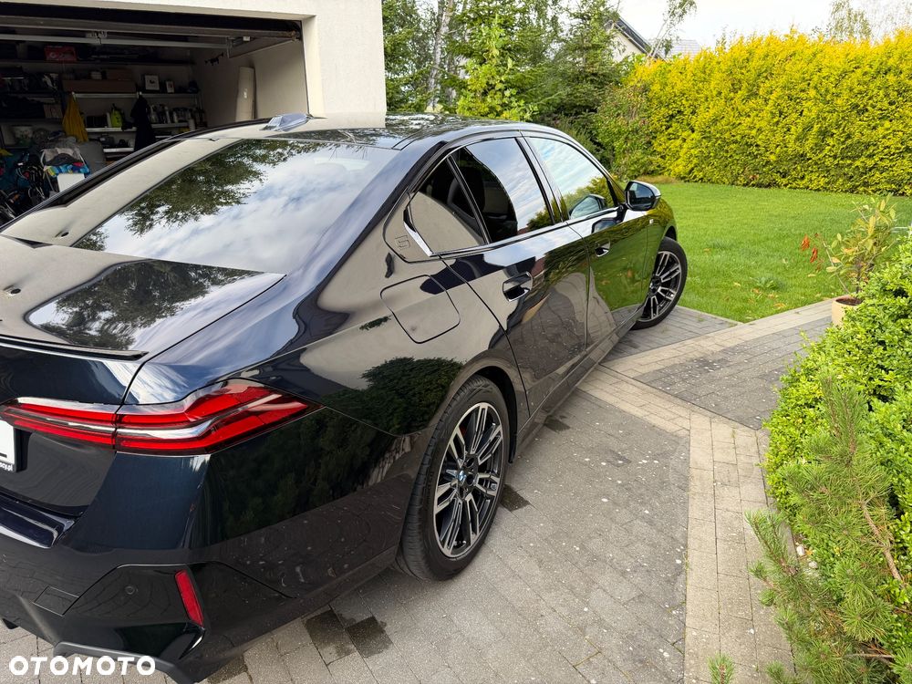 BMW Seria 5 520d xDrive mHEV M Sport - 15