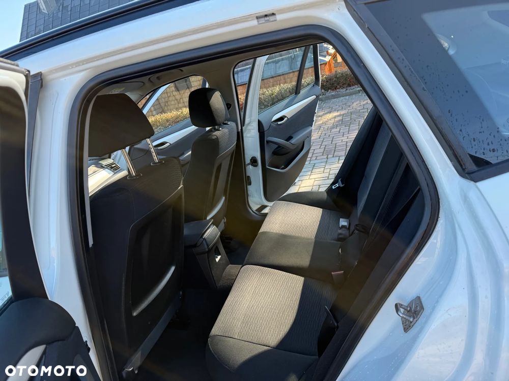 BMW X1 sDrive18d - 15