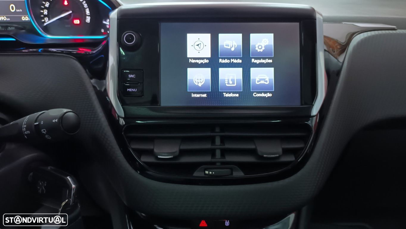 Peugeot 2008 1.2 PureTech Allure - 41