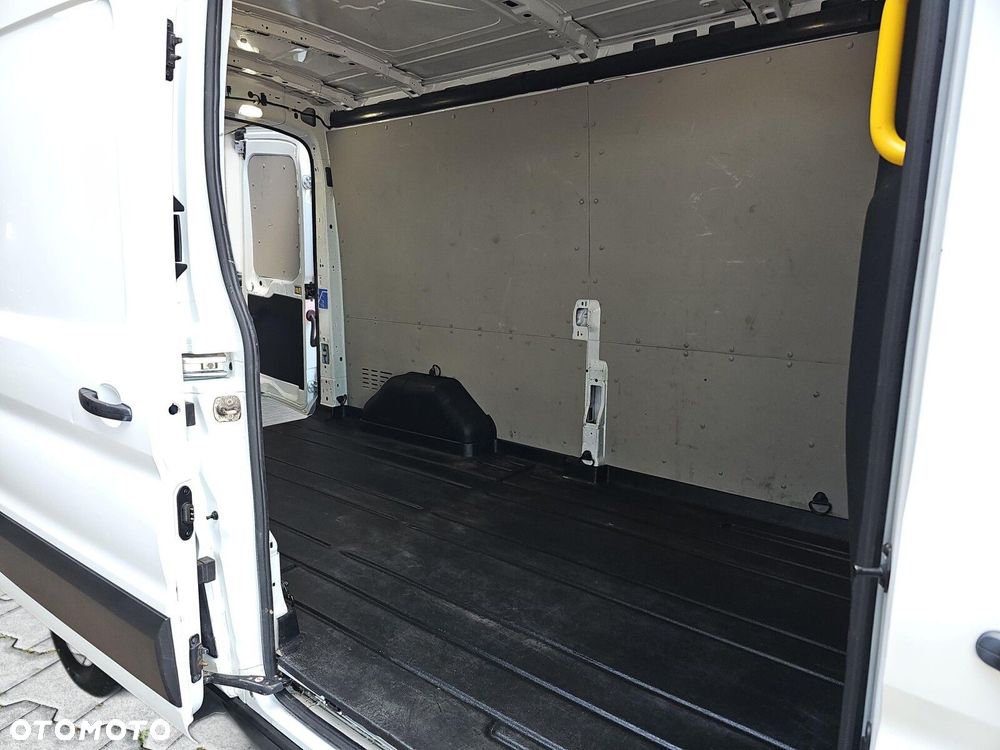 Ford transit - 26