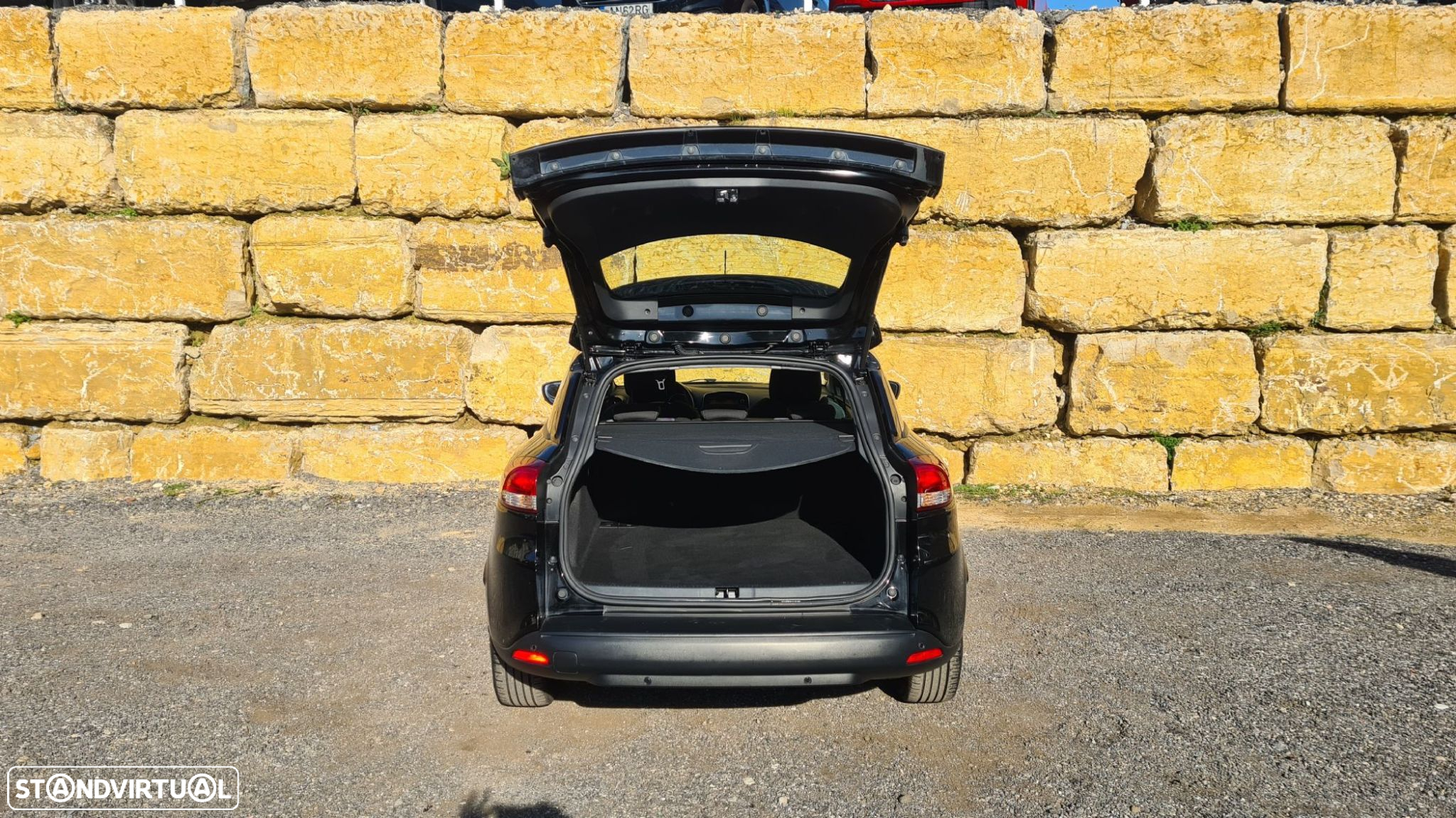 Renault Clio Sport Tourer - 37