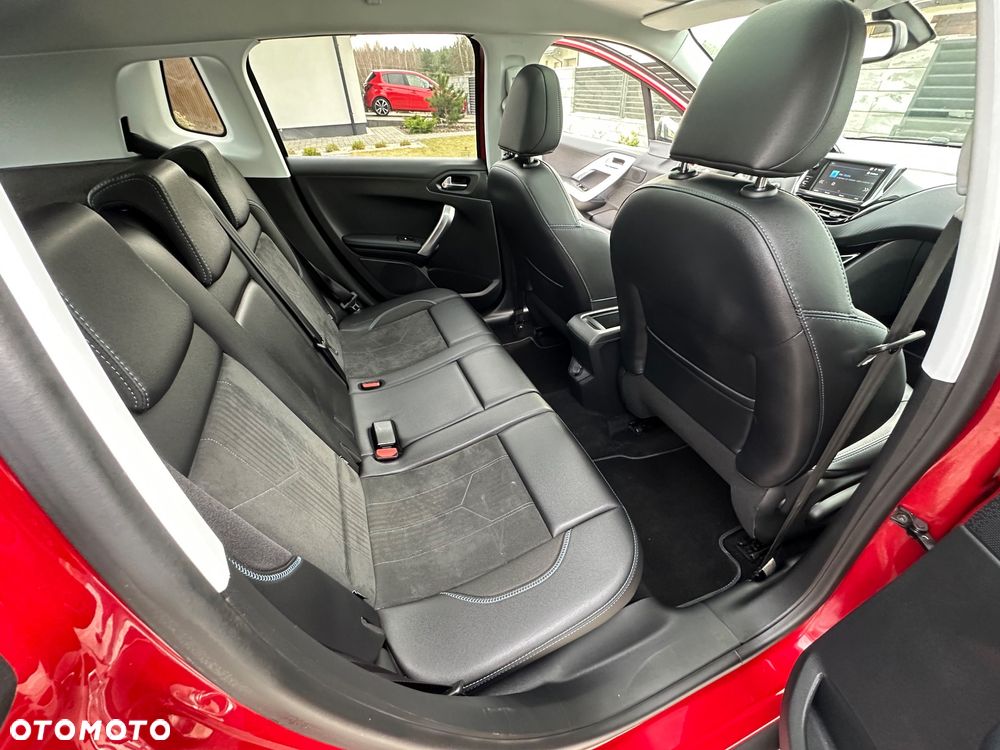 Peugeot 2008 PureTech 110 Stop&Start EAT6 Crossway - 21