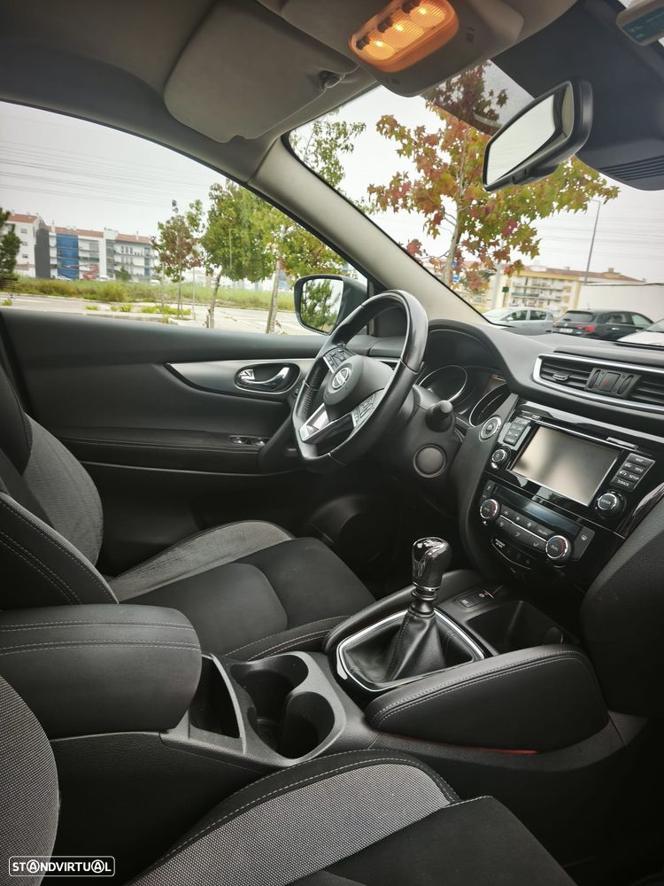Nissan Qashqai 1.5 dCi N-Connecta - 13