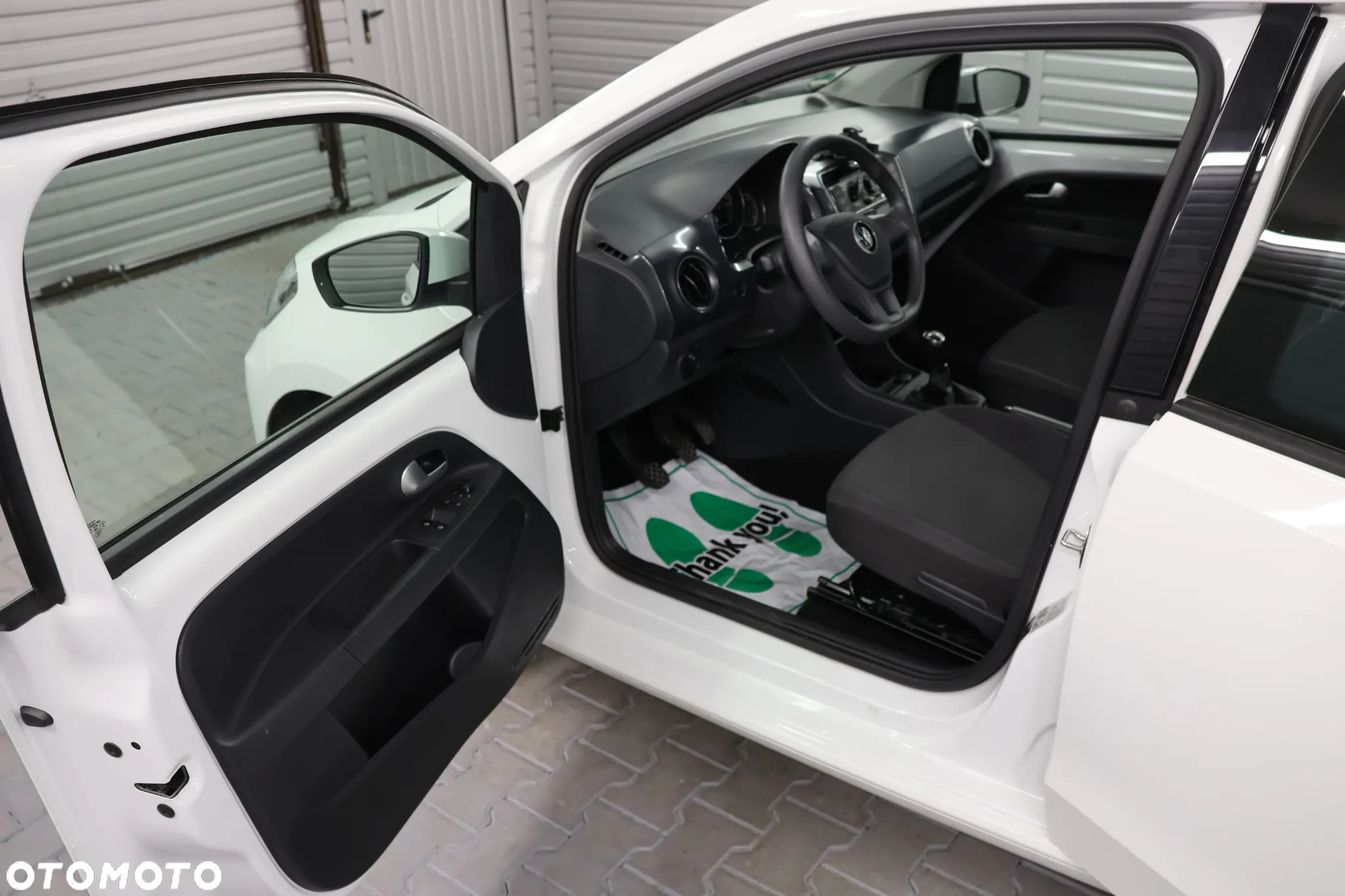 Volkswagen up! 1.0 move - 8