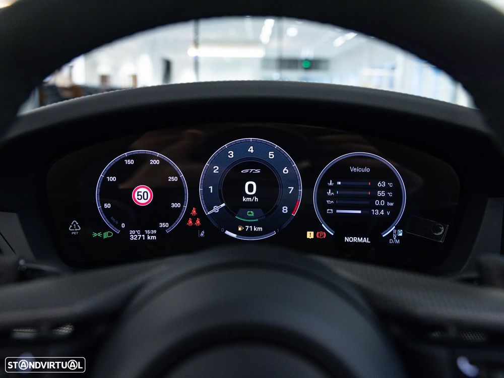 Porsche 911 (992) Carrera GTS - 50