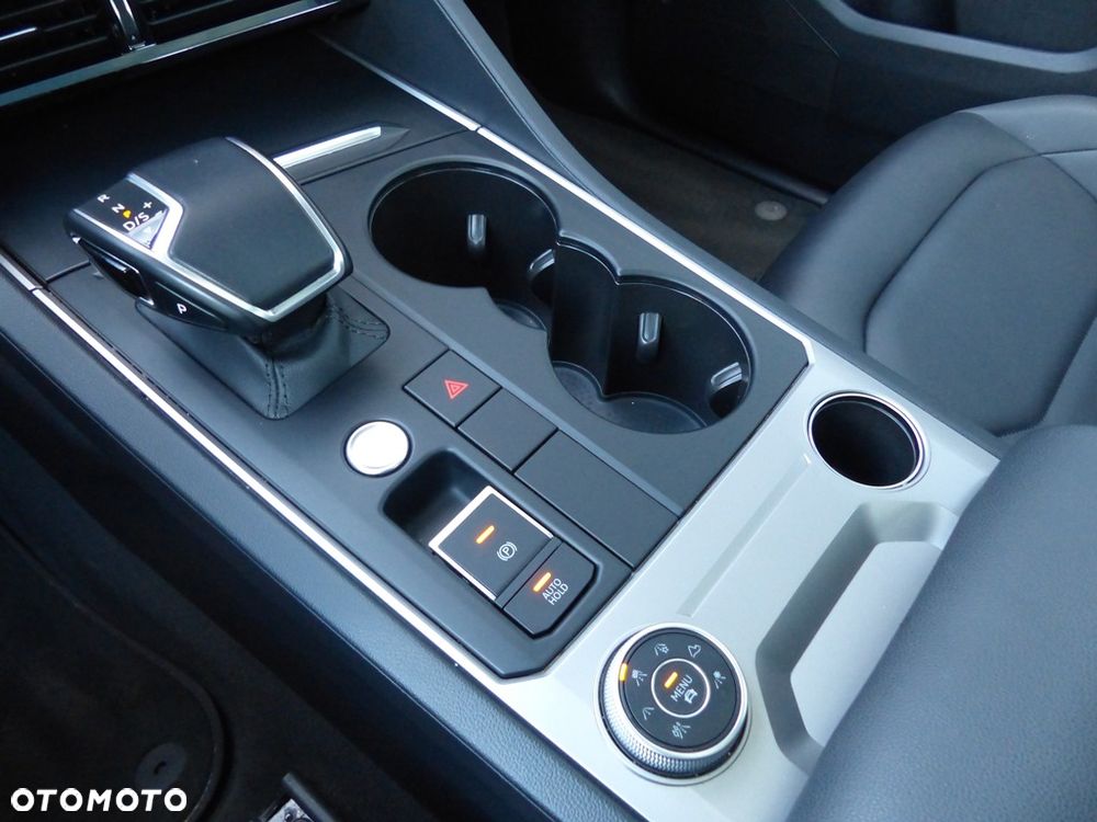 Volkswagen Touareg 3.0 V6 TDI SCR 4Mot - 24