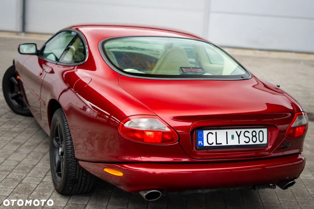 Jaguar XK8 4.0 - 19