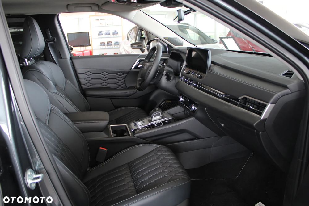 Mitsubishi Outlander Instyle - 16