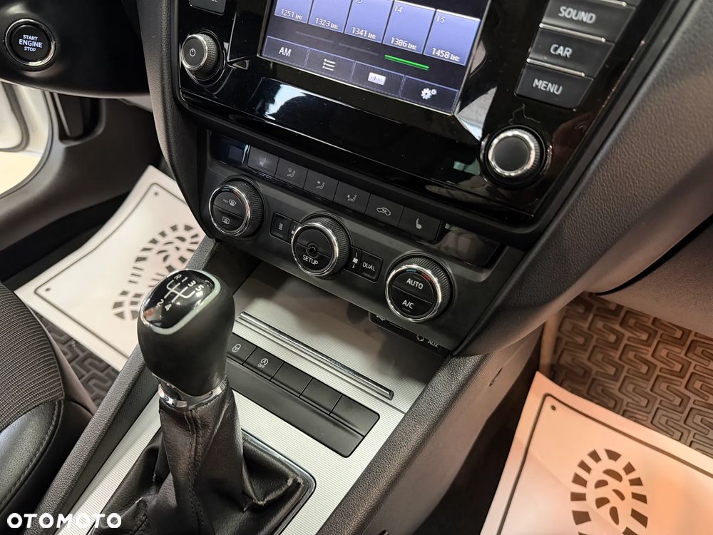 Skoda Octavia 1.6 TDI Active - 39