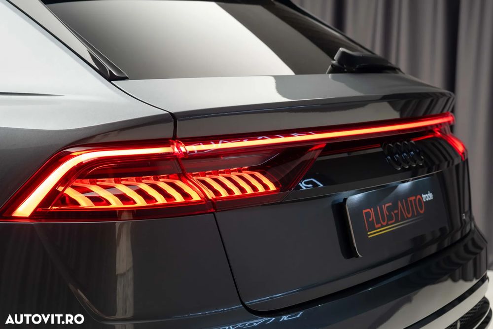 Audi Q8 - 11