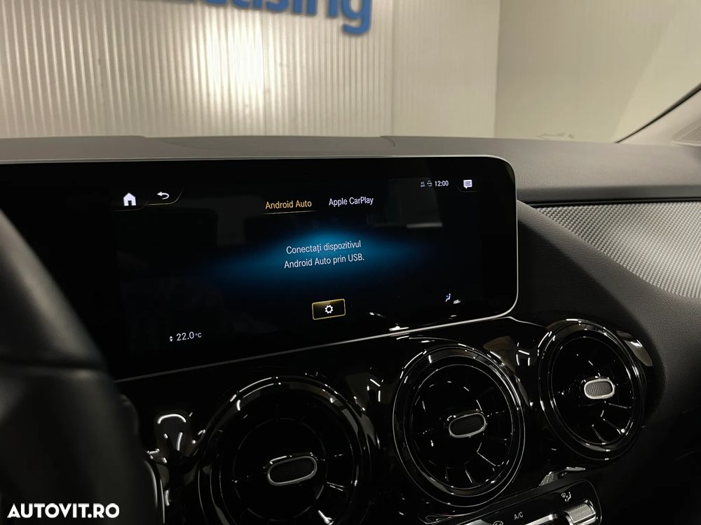 Mercedes-Benz GLA - 19