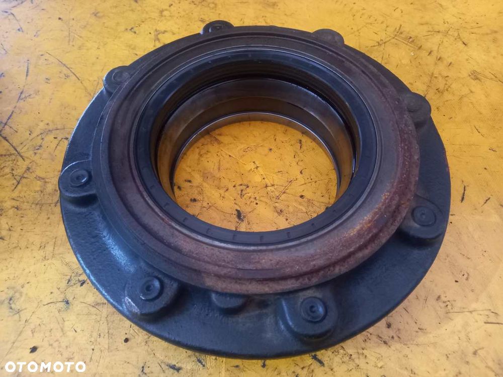Piasta przedniego mostu 10912 Deutz Fahr Agrotron 620 TTV - 5