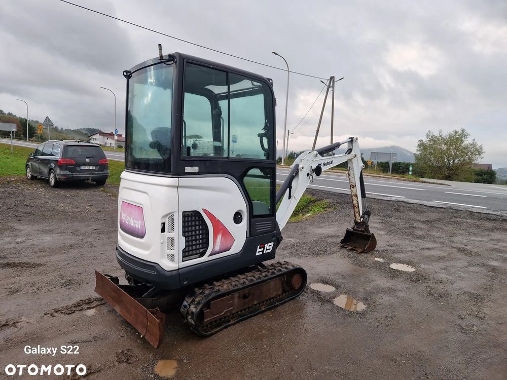 Bobcat E19 - 7