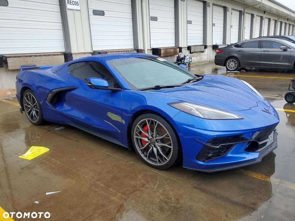 Chevrolet Corvette - 1