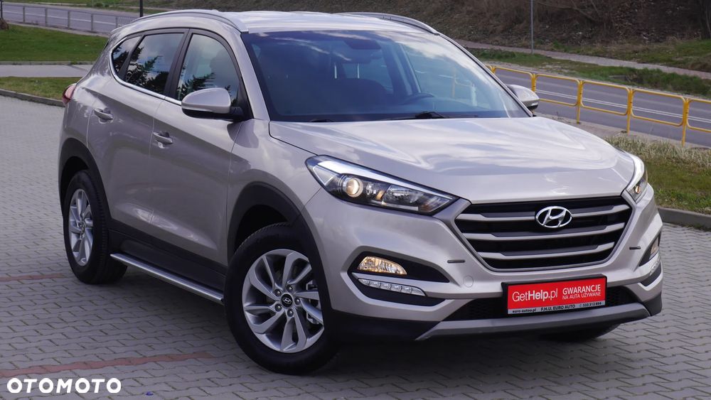 Hyundai Tucson blue 1.7 CRDi 2WD Style - 18