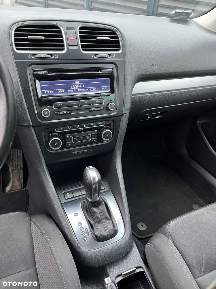 Volkswagen Golf Variant 1.4 TSI Highline DSG - 11