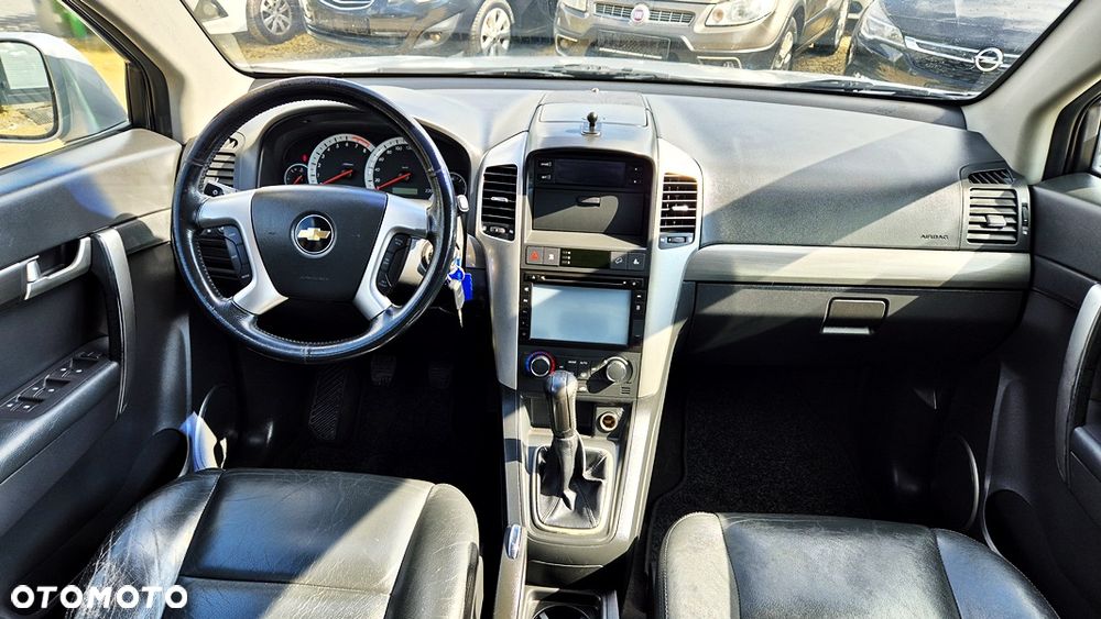 Chevrolet Captiva 2.4 LS - 31