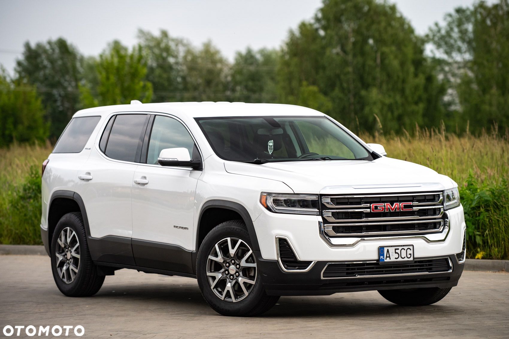 GMC Acadia - 1