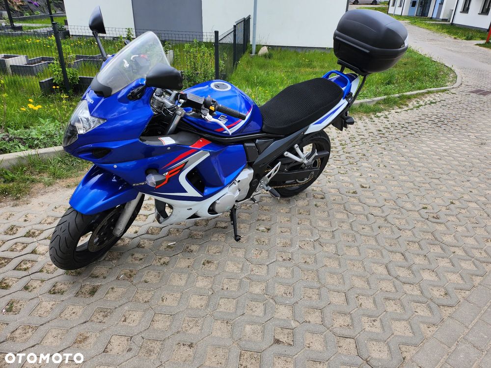 Suzuki GSX - 1
