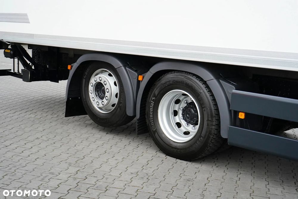 MAN TGS / 26.360 / EURO 6 / CHŁODNIA + WINDA - 31