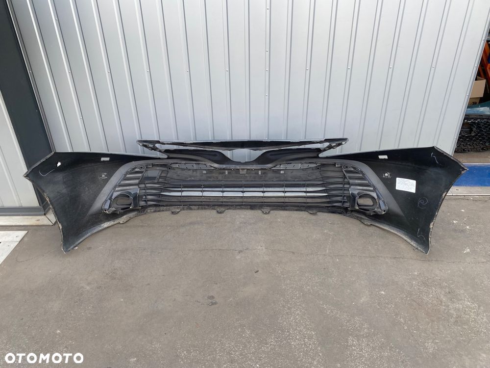 TOYOTA CAMRY 8 VIII ZDERZAK PRZÓD PRZEDNI OTWORY NA PDC i SPRYSKIWACZE 52119-33A50 XV70 XV 70 POSZYCIE ZDERZAKA + KRATKA ŚRODKOWA 53113-33020 Wwa - 12