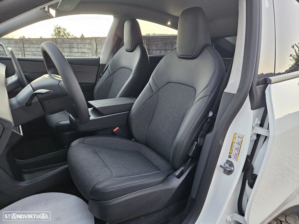 Tesla Model Y Tração Traseira - 15