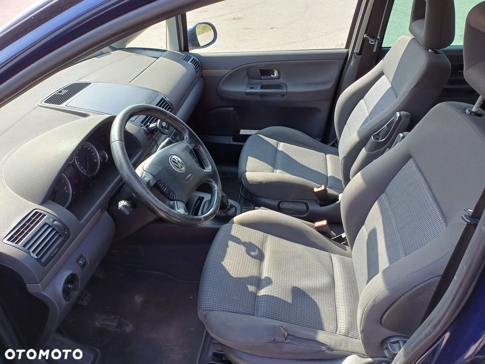 Volkswagen Sharan 1.9 TDI Highline 4Mot - 7