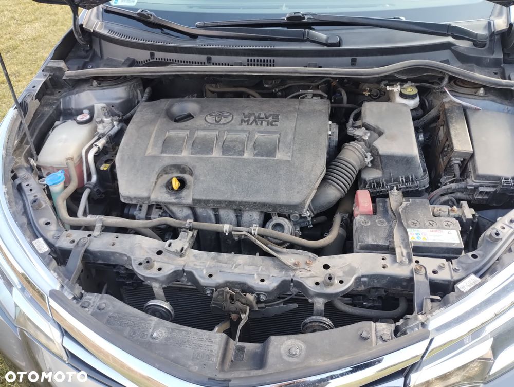 Toyota Corolla 1.6 Comfort - 17