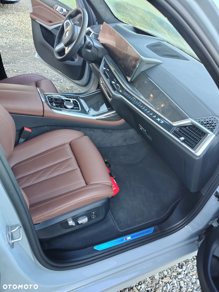 BMW X7 - 13