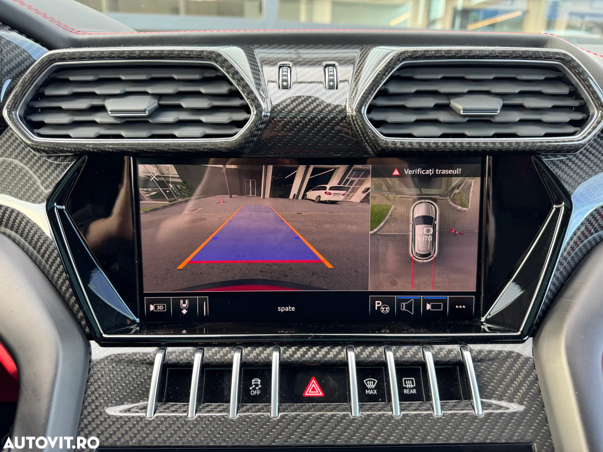 Lamborghini URUS - 27