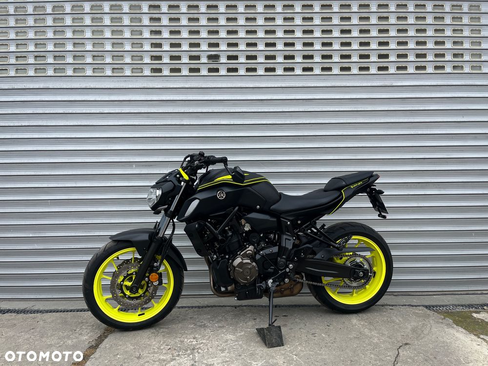 Yamaha MT - 1