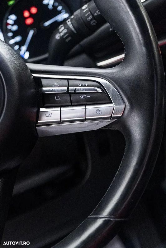 Mazda 3 SKYACTIV-X 2.0 M-Hybrid SELECTION - 28