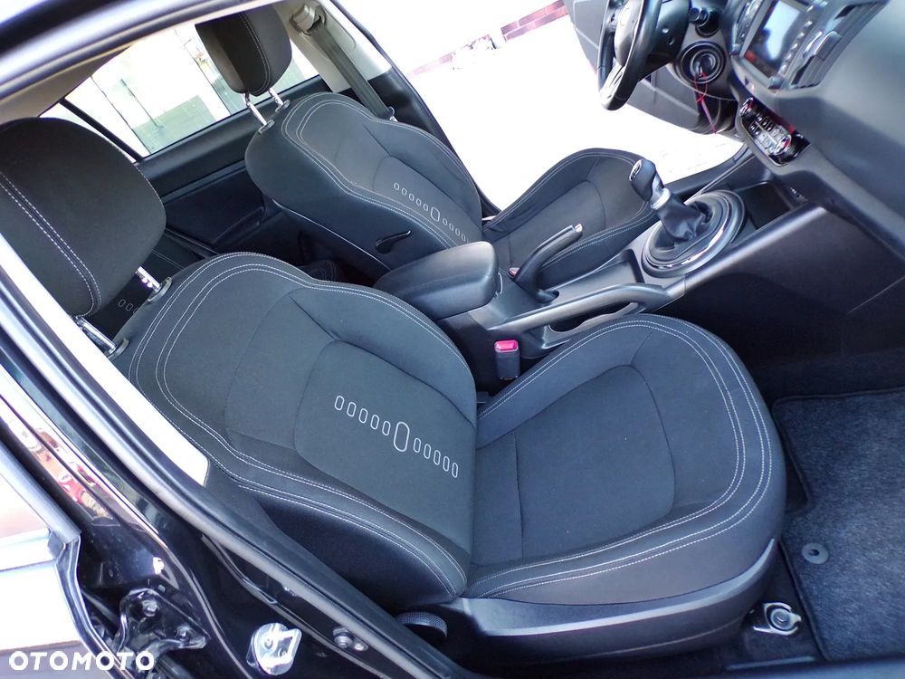 Kia Sportage 2.0 CRDI 2WD Spirit - 24