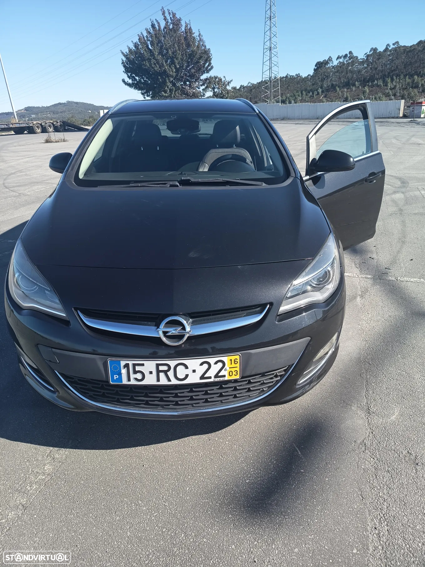 Opel Astra Sports Tourer - 2