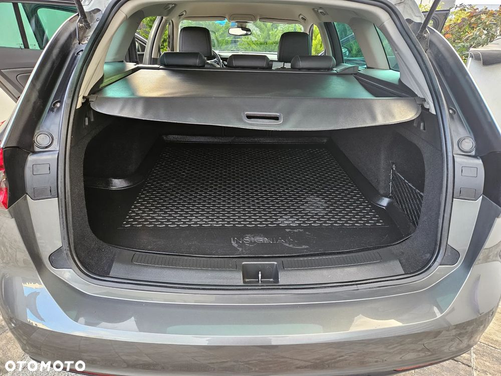 Opel Insignia 1.6 CDTI EcoFLEX S&S - 10