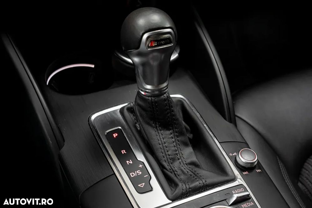 Audi A3 1.6 TDI Sportback (clean diesel) S tronic Ambition - 33