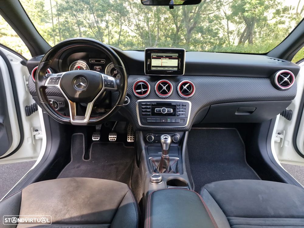 Mercedes-Benz A 180 CDI BE AMG Line - 61