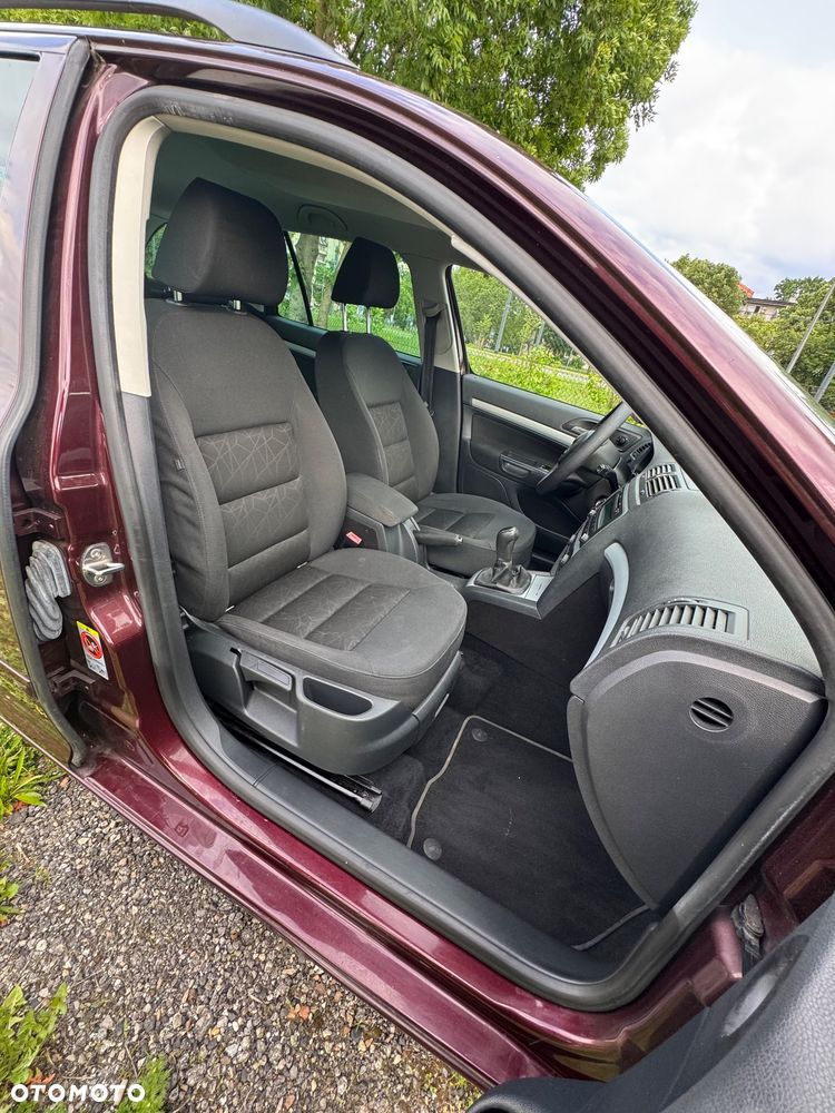 Skoda Octavia 1.6 TDI DPF FAMILY 4x4 - 2