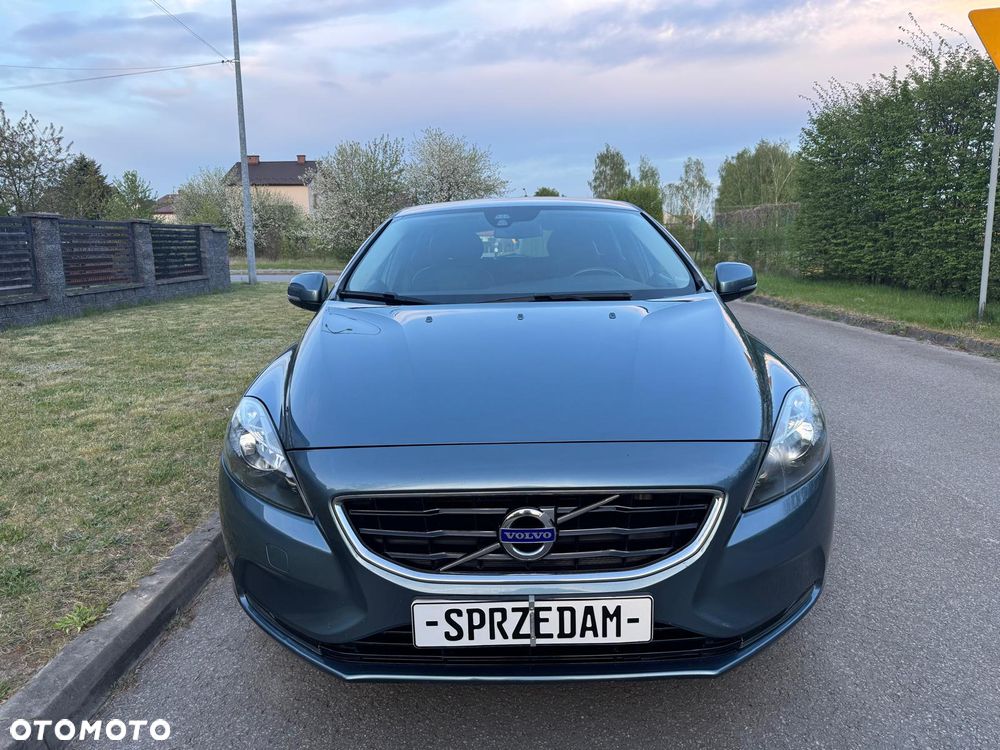 Volvo V40 D2 Summum - 2
