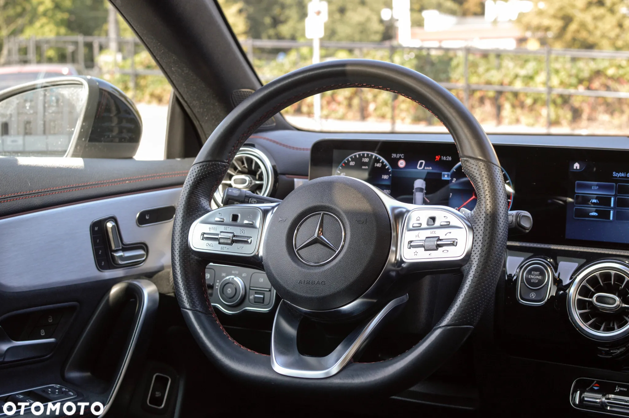 Mercedes-Benz CLA 250 4-Matic AMG Line 7G-DCT - 12