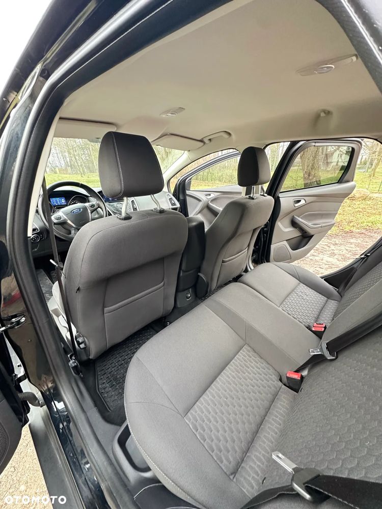 Ford Focus 1.0 EcoBoost Trend - 16