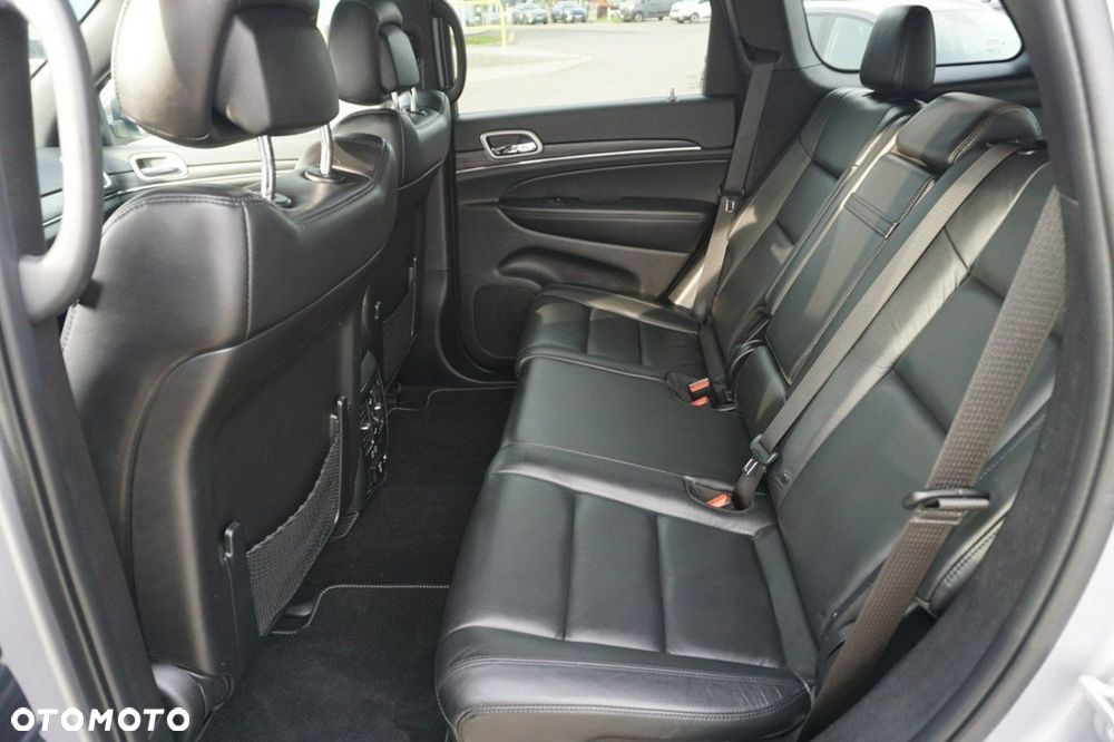 Jeep Grand Cherokee - 10