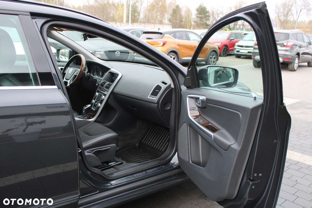Volvo XC 60 - 26