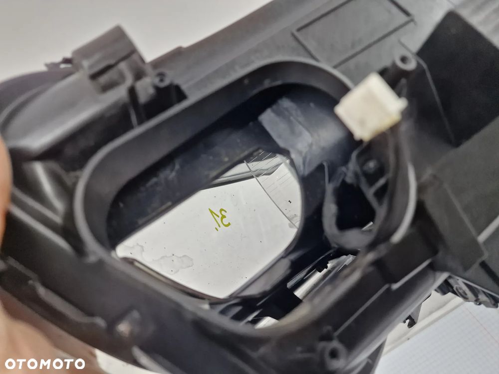 BMW X1 F48 15- PRAWA LAMPA PRZEDNIA PRZÓD FULL LED , NR 6311-7495004-03 / 63117495004 / 7495004 , NR AUKCJI LA31 - 17