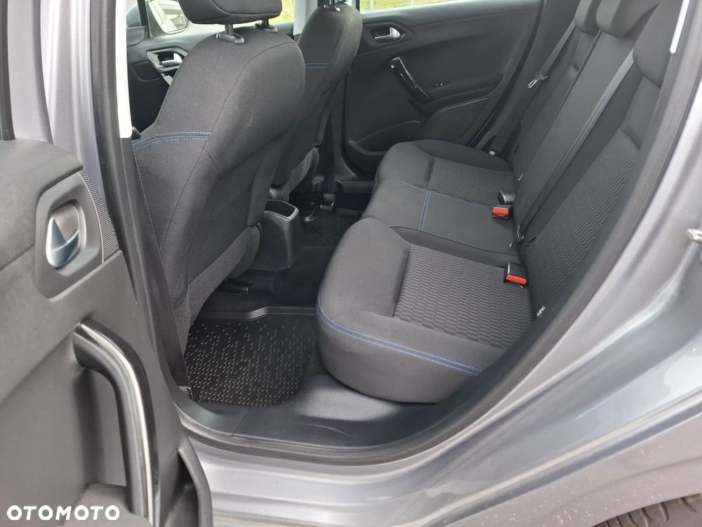 Peugeot 208 e-HDi 92 Stop&Start Active - 17