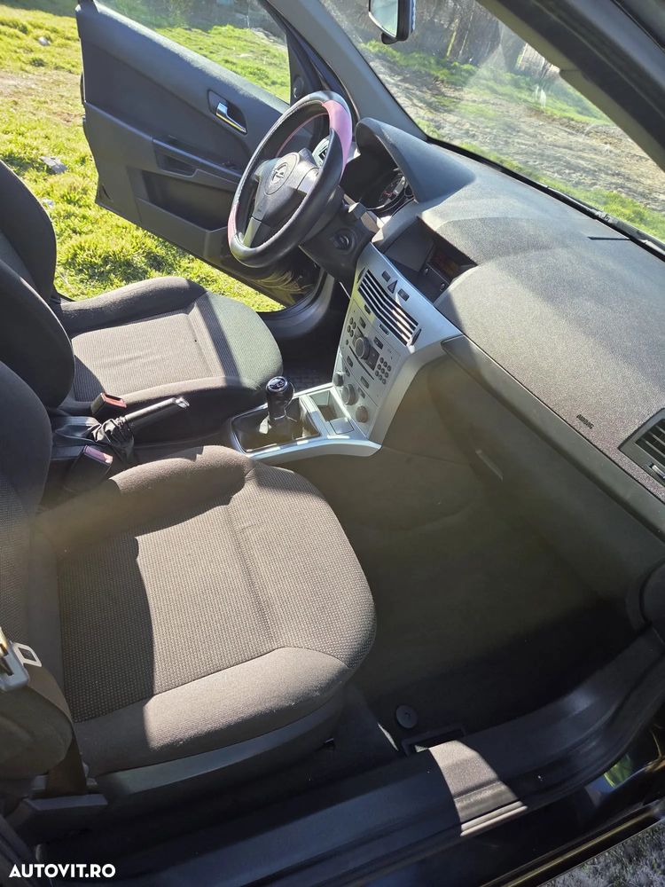 Opel Astra 1.4i 16V Club - 11