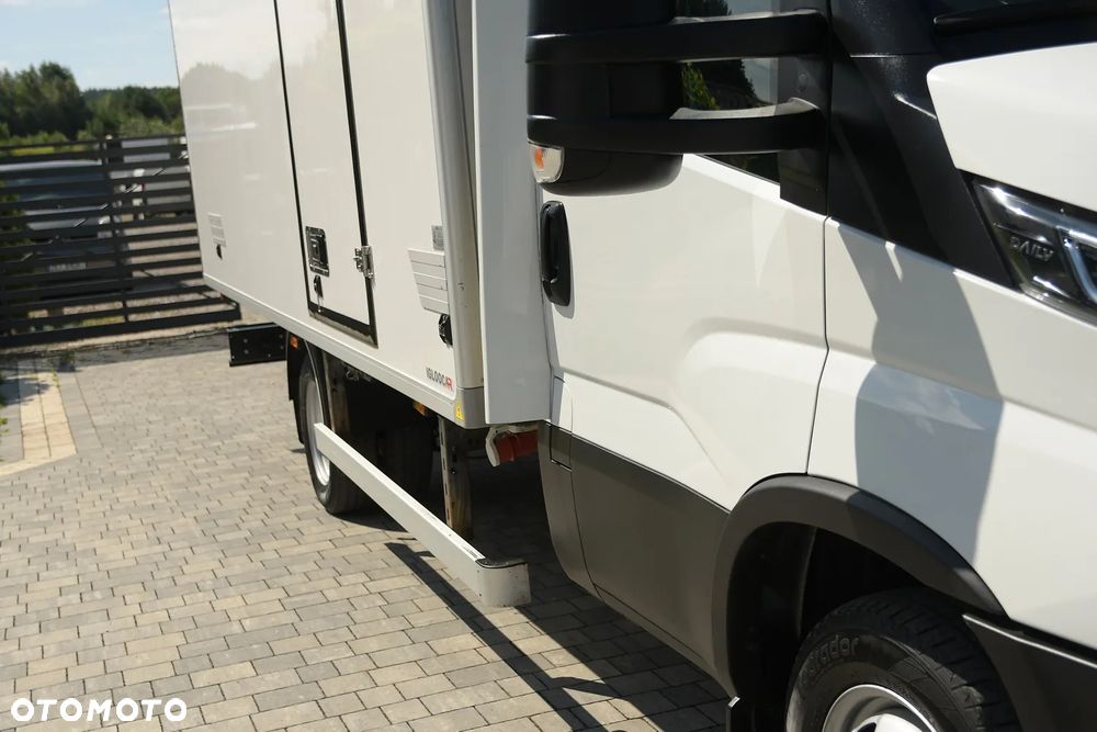 Iveco DAILY 35-180 * 3.0 Diesel 180KM * CHŁODNIA CARRIER XARIOS 500 * SUPER STAN! - 14