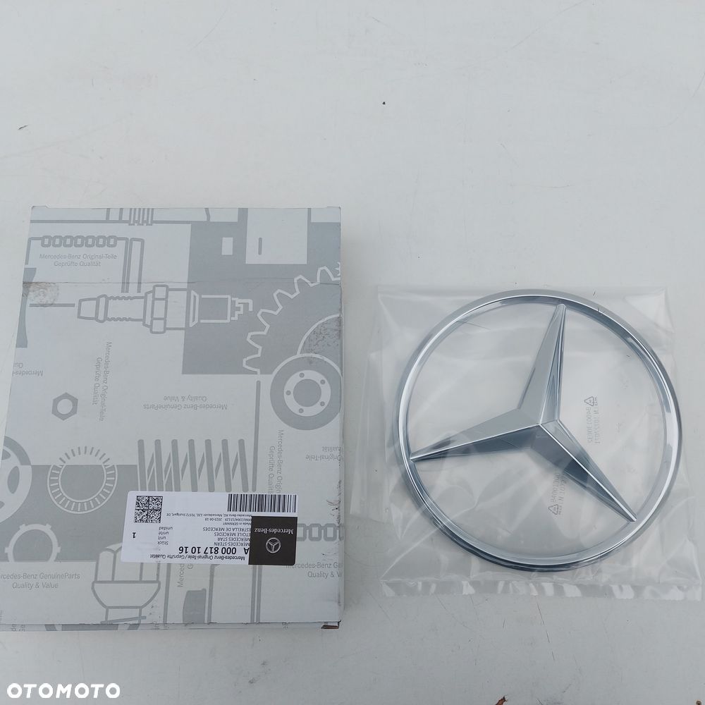 GWIAZDA ZNACZEK EMBLEMAT W GRILL ORYGINAL NOWE MERCEDES CLA W117 GLA W156 ML W166 SLK W172 A W176 C W204 W205 E W207 W212 S W217 CLS W218 SL W231 B W242 W246 R W251 0008171016 - 1