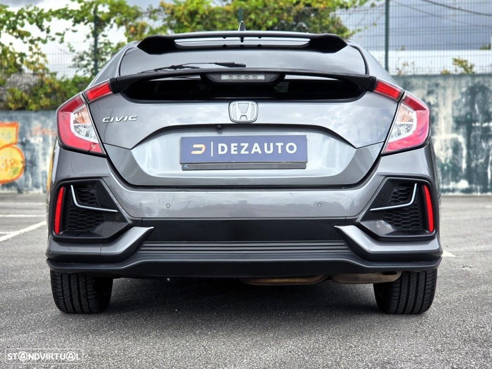 Honda Civic 1.0 i-VTEC Elegance Navi CVT - 4